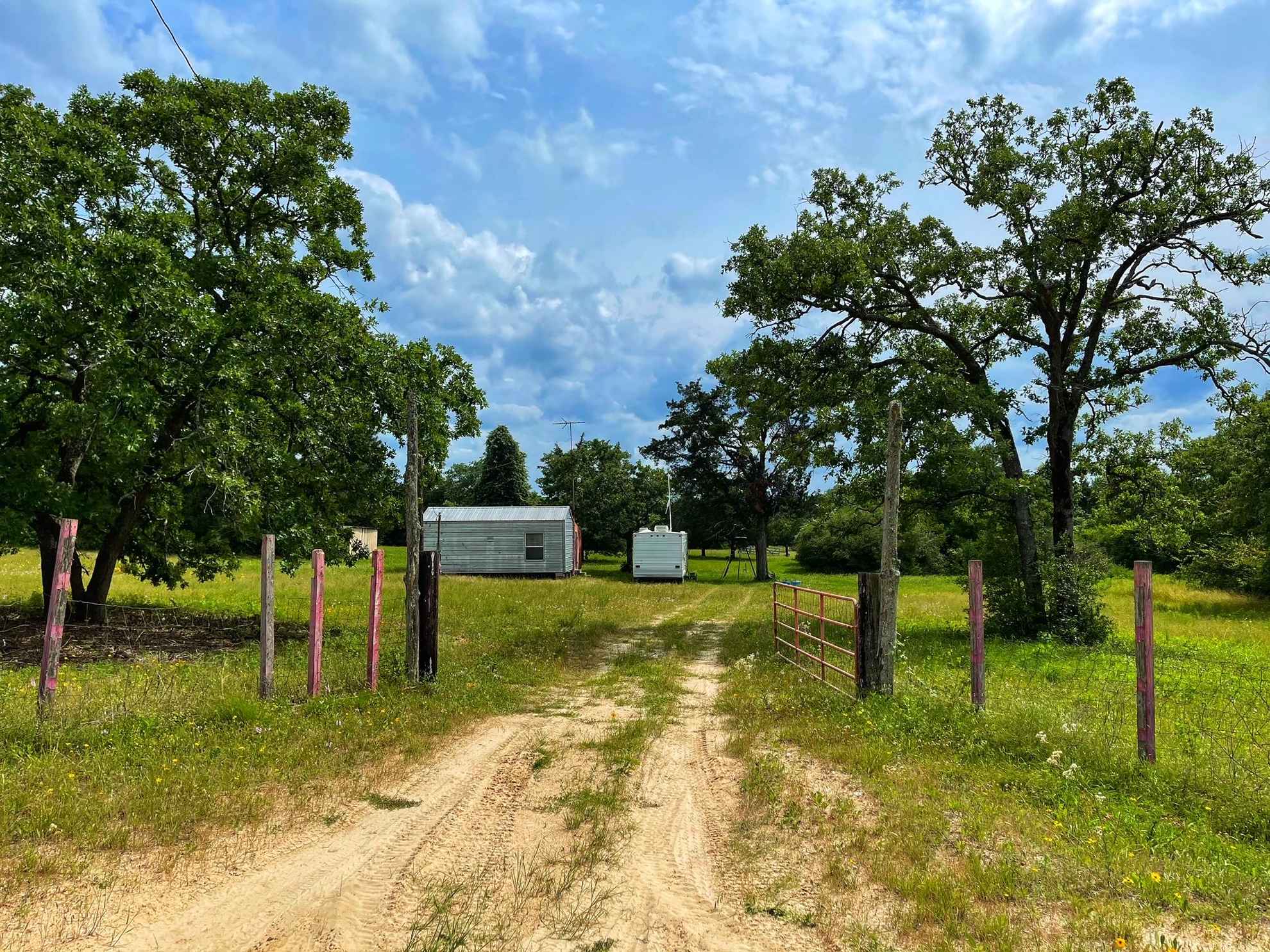 33.22 acres in Leon County, Texas Circle T Realty Centerville TX Commercial Residential Real