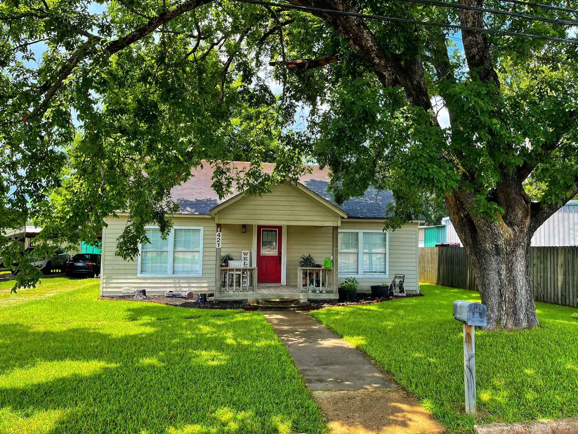 0.25 acres in Leon County, Texas Circle T Realty Centerville TX Commercial Residential Real Estate